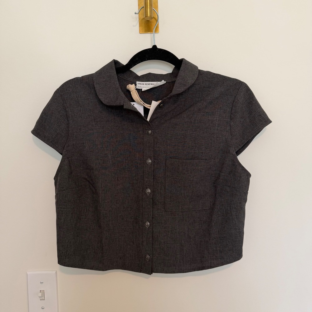 Urban Renewal Urban Outfitters Grey Cropped Button Down Peter Pan Collar Top M
